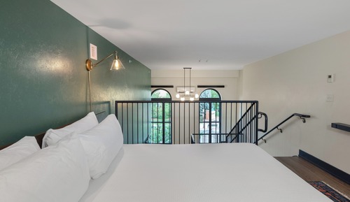 Loft Deluxe