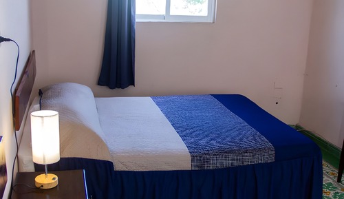 Habitación básica, baño privado, vistas al río