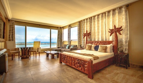 Habitación superior, vistas al mar