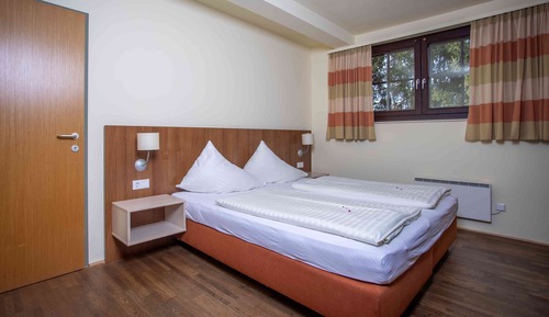 Apartamento básico, no fumadores, patio
