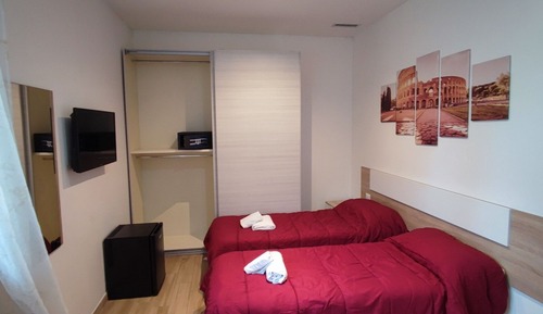 Comfort Triple Room