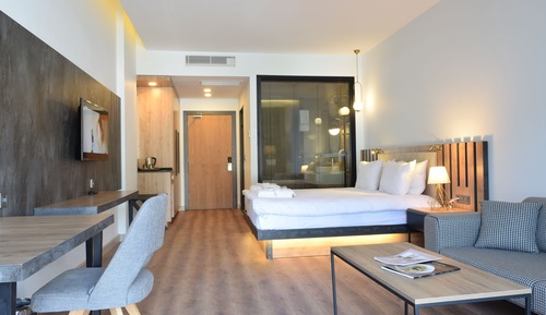 Habitación Deluxe con 1 cama doble o 2 individuales, 1 habitación, terraza