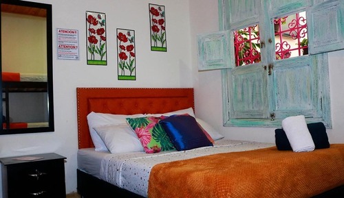 Habitación familiar, varias camas