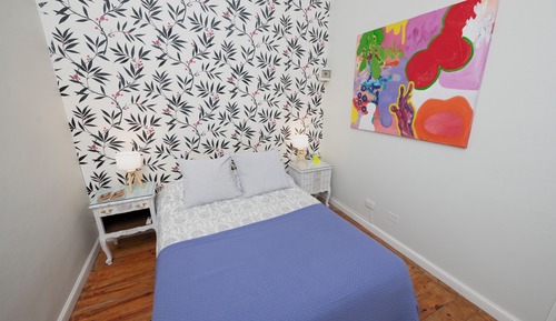 Habitación superior con 1 cama doble o 2 individuales, vistas a la ciudad