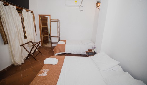 Habitación triple básica