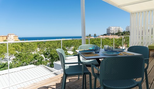 Bungalow Deluxe, 2 habitaciones, vistas al mar (Leo)