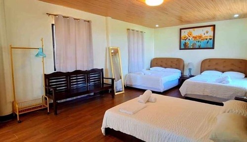 Habitación familiar con 1 cama doble o 2 individuales