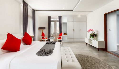 Apartamento presidencial, balcón, vistas a la ciudad
