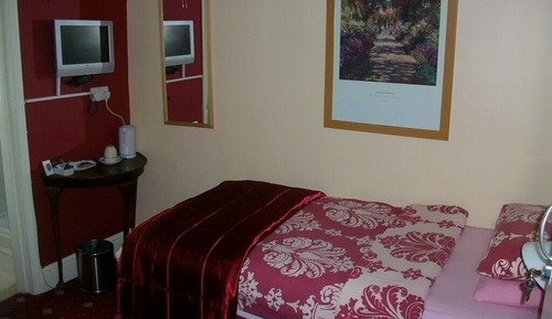 Habitación individual, baño privado