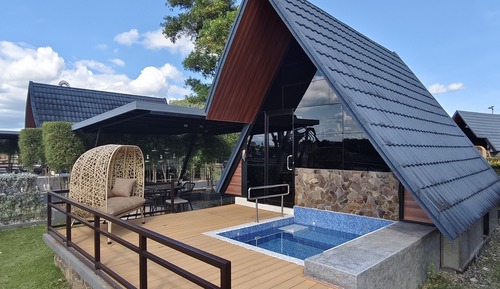 Cabaña exclusiva, 2 camas de matrimonio, vistas al lago