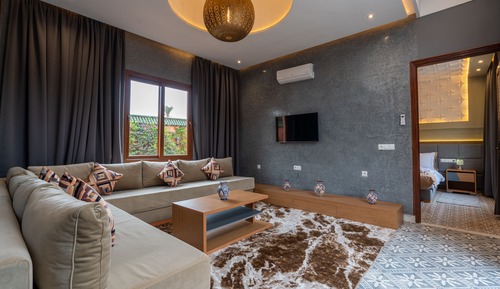 Suite familiar, vistas a la piscina