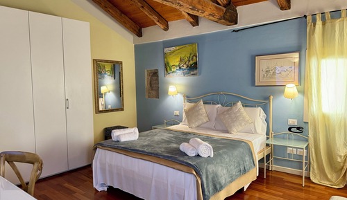 Habitación superior, vistas al patio