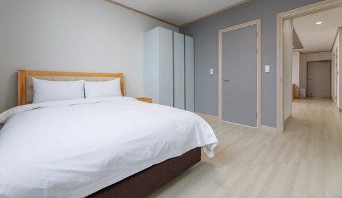 Habitación básica, 2 habitaciones (10-101(No access to swimming pool))