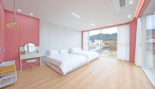 Habitación (Room 2)