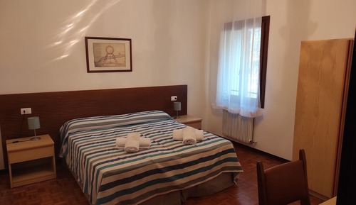 Habitación con 1 cama doble o 2 individuales