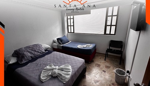 Habitación triple básica, baño compartido