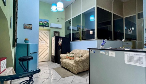 Casa, varias habitaciones, fumadores, balcón