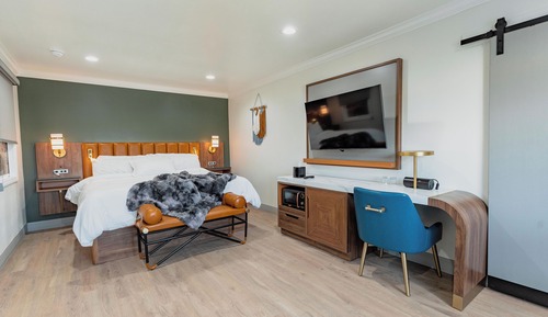 Suite (Daybed - 205)