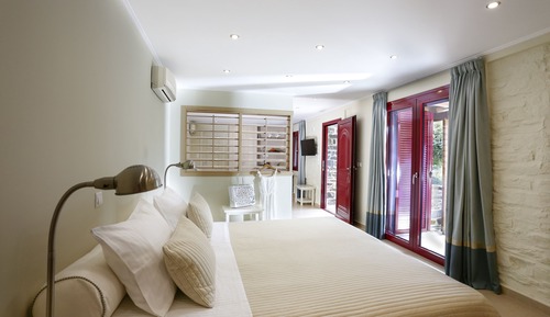 Suite estudio junior, vistas al jardín