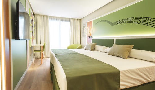 Habitación básica, vistas a la piscina (Grand Slam (Tennis) (2 Adults))