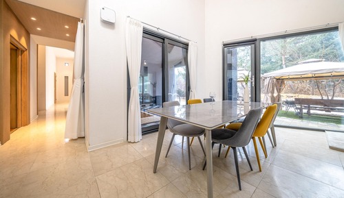 Habitación básica, 3 habitaciones (Yellow Room)