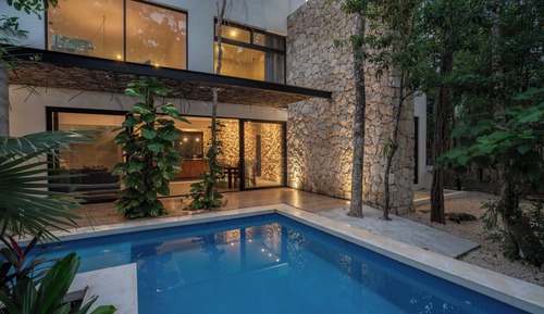 Villa Royal