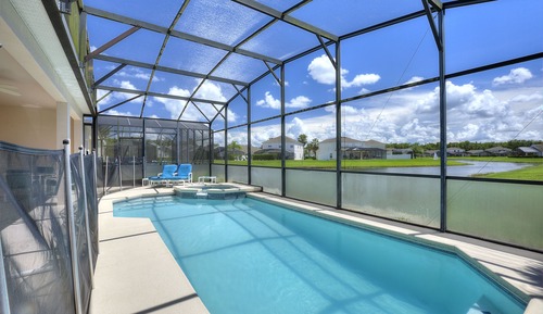 Villa (Lakeside Spa, AC in Games Room - Trop)