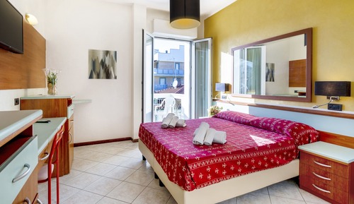 Habitación clásica con 1 cama doble o 2 individuales