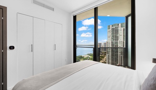 Estudio Deluxe, 1 cama de matrimonio grande con sofá cama, vistas a la bahía
