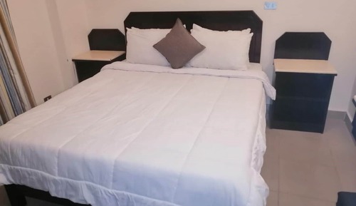 Habitación estándar con 1 cama doble o 2 individuales