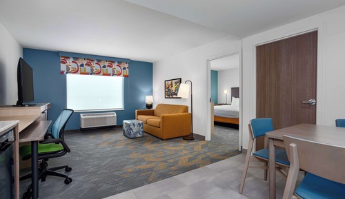 Suite, 1 cama de matrimonio grande, accesible para personas con discapacidad (Hearing & Mobility)