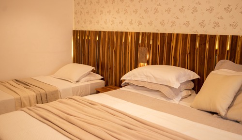 Apartamento familiar, varias camas, cocina