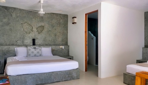 Bungalow estándar, varias camas