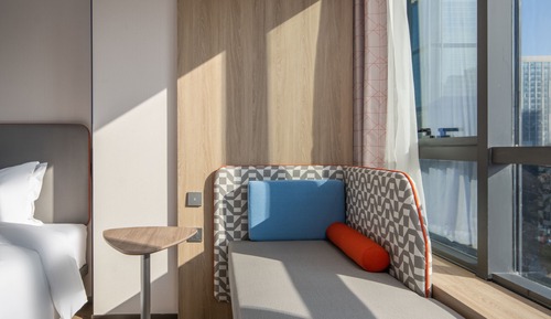 Habitación estándar, 1 cama de matrimonio grande, vistas a la ciudad