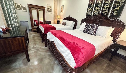 Habitación estándar con 1 cama doble o 2 individuales