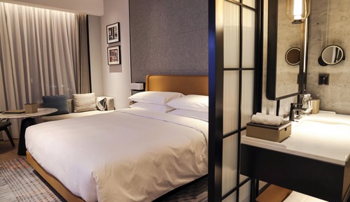 Habitación Deluxe, 1 cama de matrimonio grande, no fumadores, vistas a la ciudad