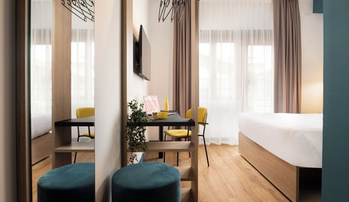 Habitación estándar con 1 cama doble o 2 individuales, 1 cama de matrimonio