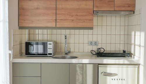 Apartamento básico, 2 camas dobles, cocina, vistas al jardín