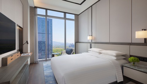 Apartamento de lujo, 3 habitaciones, vistas a la ciudad