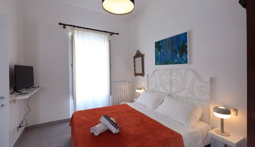 Apartamento, 2 habitaciones, fumadores, balcón