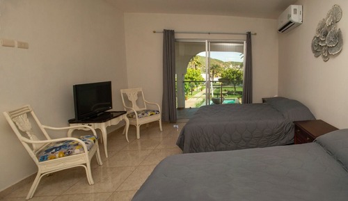 Casa familiar, 2 habitaciones, balcón, vistas a la bahía