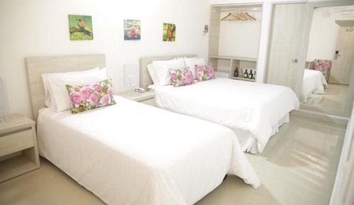 Habitación superior con 2 camas individuales