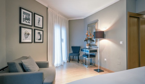 Habitación doble superior, 1 cama de matrimonio grande, balcón, vistas a la ciudad