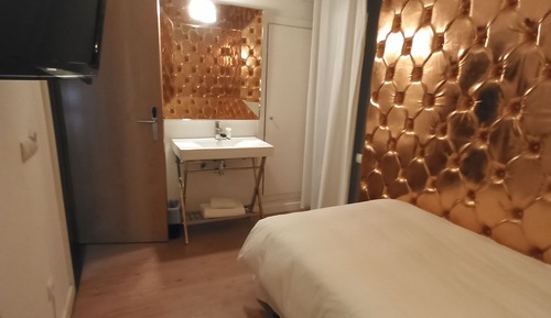 Habitación individual básica, baño compartido