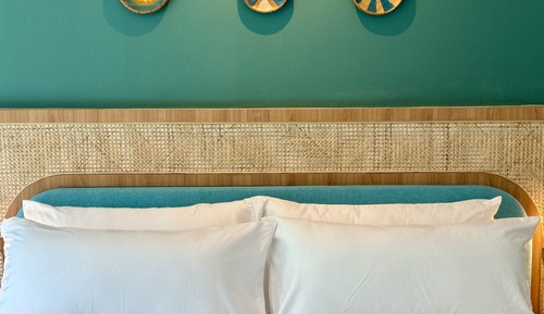 Habitación superior, 1 cama de matrimonio grande, vistas a la piscina