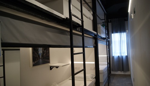 Dormitorio compartido estándar