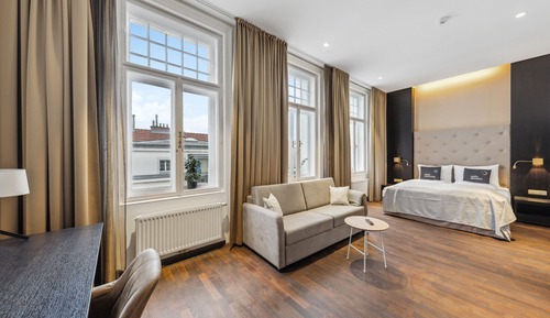 Suite with sofa bed