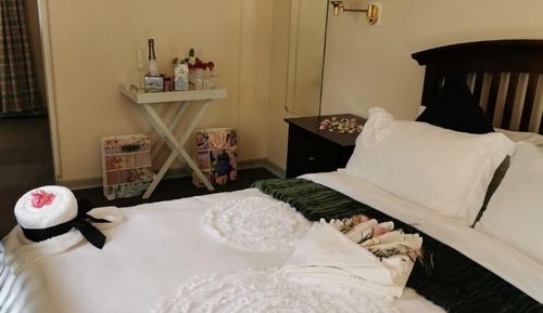 Habitación Royal doble, 1 cama de matrimonio, vistas al jardín