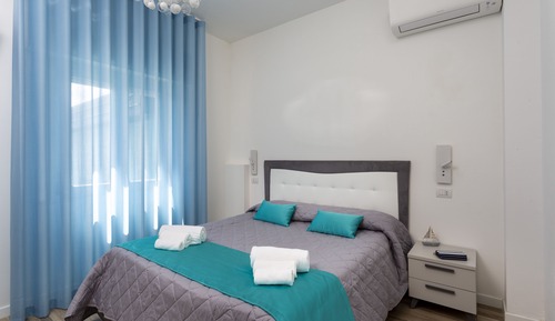 Apartamento panorámico, 2 habitaciones, terraza, vistas a la ciudad