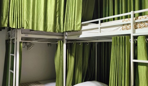 Dormitorio compartido estándar